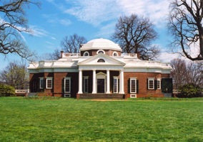 Plantation with a 4-column portico